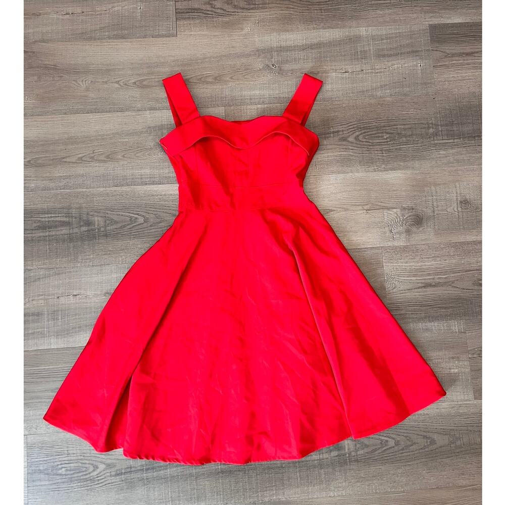 Tide Queen Retro Fit and Flare Dress w/ Sweetheart Neckline